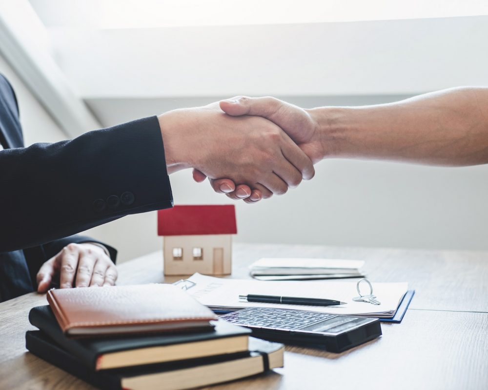 Finishing to successful deal of real estate